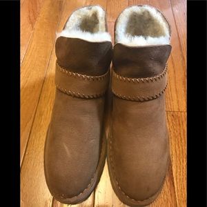 ugg mckay boot size 6